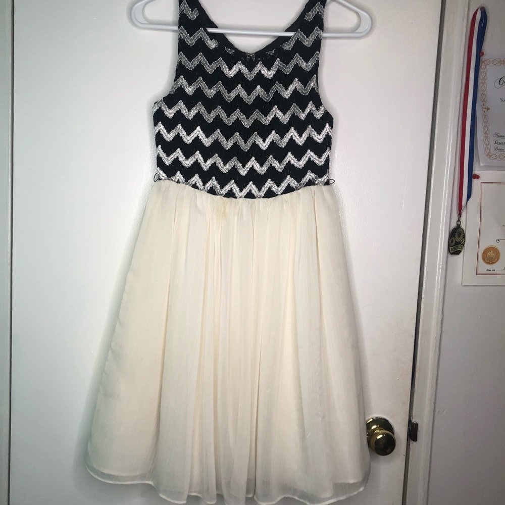 White and black Children’s Dress